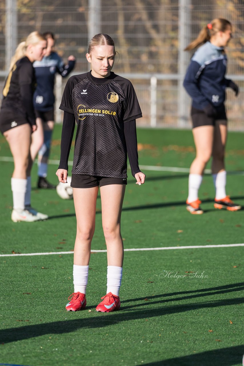 Bild 63 - wBJ VfL Pinneberg2 - Eimsbuttler TV 3 : Ergebnis: 5:0